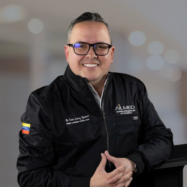 Dr. Oscar Suárez Graterol